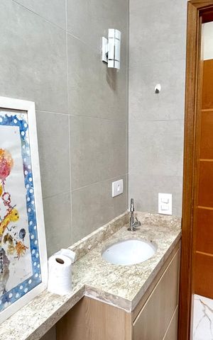 Casa à venda com 140m², 3 quartos e 2 vagasBanheiro 3