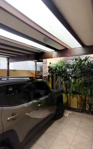 Casa à venda com 170m², 3 quartos e 2 vagas