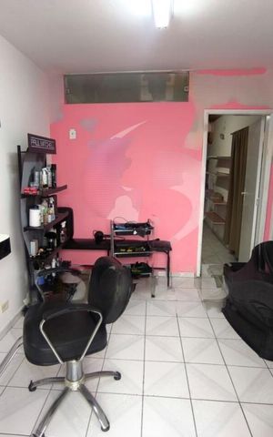 Casa à venda com 170m², 3 quartos e 2 vagas