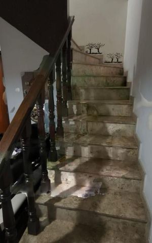 Casa à venda com 170m², 3 quartos e 2 vagas