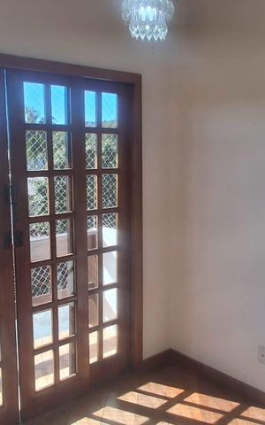 Casa de condomínio para alugar com 224m², 5 quartos e 5 vagas Casa de condomínio para alugar com 224m², 5 quartos e 5 vagasQuarto