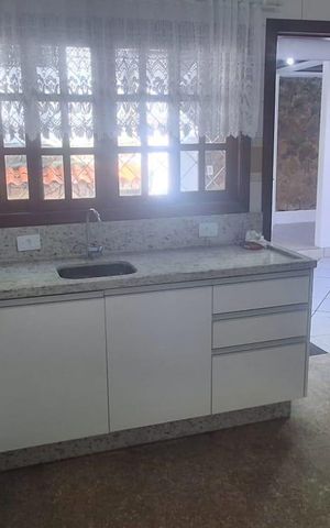 Casa de condomínio para alugar com 224m², 5 quartos e 5 vagas Casa de condomínio para alugar com 224m², 5 quartos e 5 vagasCozinha