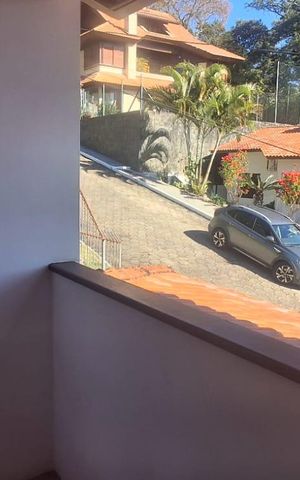 Casa de condomínio para alugar com 224m², 5 quartos e 5 vagas Casa de condomínio para alugar com 224m², 5 quartos e 5 vagasÁrea externa