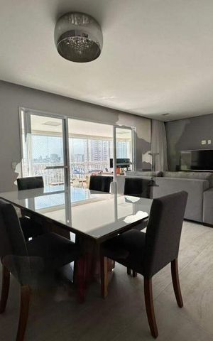 Apartamento à venda com 155m², 4 quartos e 3 vagas