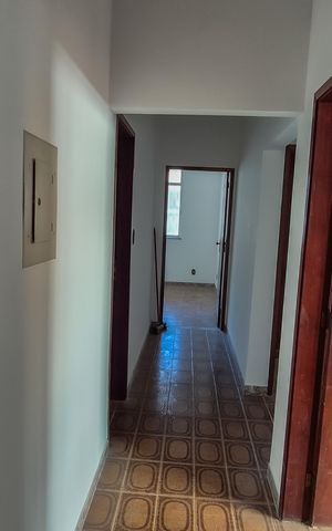 Casa à venda com 350m², 5 quartos e 6 vagas Casa à venda com 350m², 5 quartos e 6 vagasCorredor