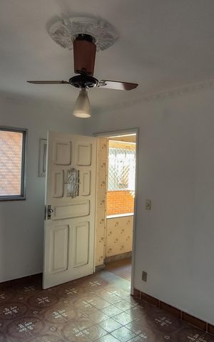 Casa à venda com 350m², 5 quartos e 6 vagas Casa à venda com 350m², 5 quartos e 6 vagasEdícula