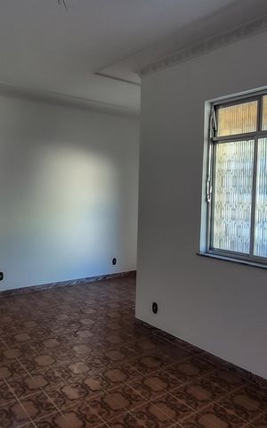 Casa à venda com 350m², 5 quartos e 6 vagas Casa à venda com 350m², 5 quartos e 6 vagasSala