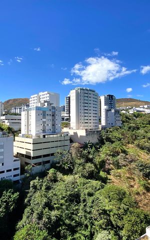 Apartamento à venda com 71m², 2 quartos e 2 vagas Apartamento à venda com 71m², 2 quartos e 2 vagasVista Suite