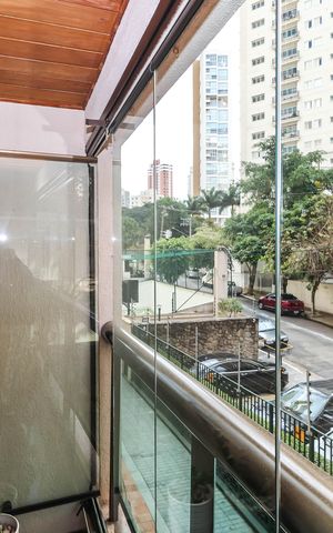 Apartamento à venda com 110m², 3 quartos e 2 vagasVaranda