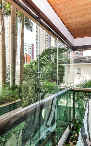 Apartamento à venda com 110m², 3 quartos e 2 vagasVaranda