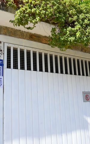 Casa à venda com 204m², 3 quartos e 3 vagasFachada
