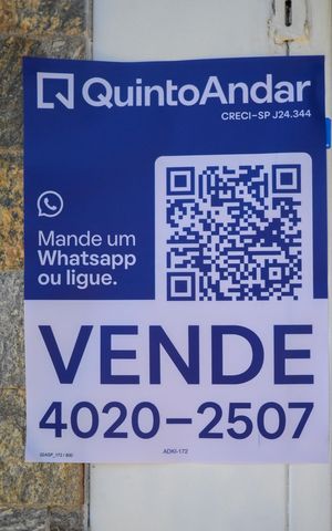 Casa à venda com 204m², 3 quartos e 3 vagasFachada