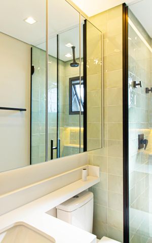 Apartamento à venda com 153m², 3 quartos e 3 vagas Apartamento à venda com 153m², 3 quartos e 3 vagasBanheiro da Suíte 2