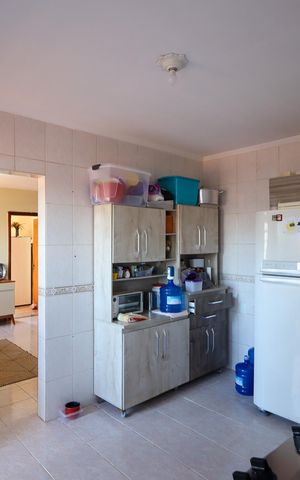 Casa para alugar com 74m², 4 quartos e 4 vagasCozinha 1