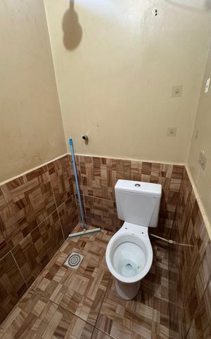 Casa para alugar com 200m², 4 quartos e 2 vagas