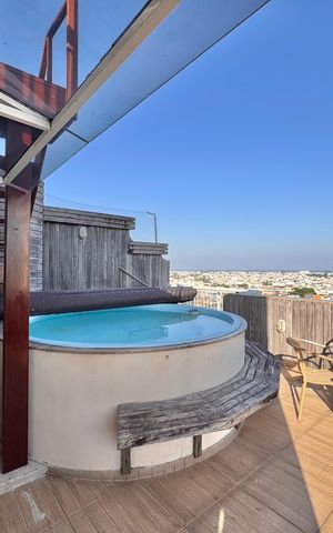 Apartamento à venda com 139m², 3 quartos e 1 vaga Apartamento à venda com 139m², 3 quartos e 1 vagaTerraço