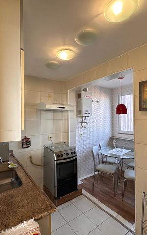 Apartamento à venda com 139m², 3 quartos e 1 vaga Apartamento à venda com 139m², 3 quartos e 1 vagaCozinha e Área de Serviço