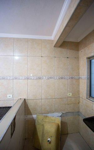 Casa à venda com 45m², 1 quarto e sem vagaÁrea de Serviço