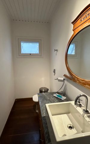 Apartamento para alugar com 500m², 4 quartos e 4 vagas Apartamento para alugar com 500m², 4 quartos e 4 vagasLavabo