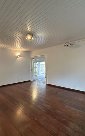 Apartamento para alugar com 500m², 4 quartos e 4 vagas Apartamento para alugar com 500m², 4 quartos e 4 vagasSala de TV