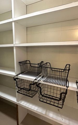 Apartamento para alugar com 500m², 4 quartos e 4 vagas Apartamento para alugar com 500m², 4 quartos e 4 vagasDespensa