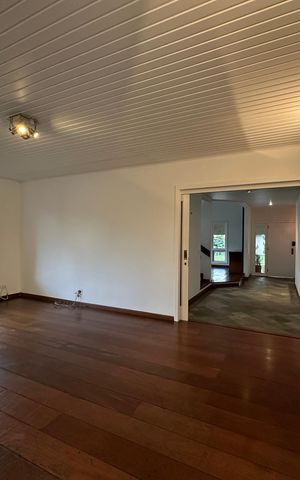 Apartamento para alugar com 500m², 4 quartos e 4 vagas Apartamento para alugar com 500m², 4 quartos e 4 vagasSala de TV