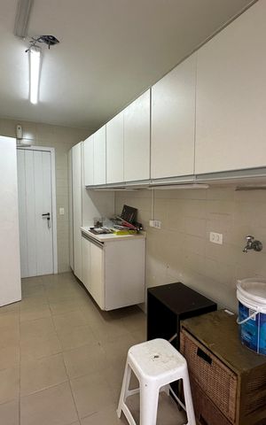 Apartamento para alugar com 500m², 4 quartos e 4 vagas Apartamento para alugar com 500m², 4 quartos e 4 vagasÁrea de Serviço
