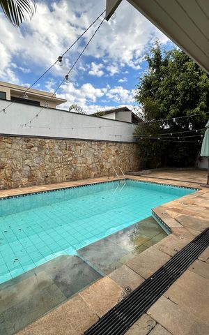 Apartamento para alugar com 500m², 4 quartos e 4 vagas Apartamento para alugar com 500m², 4 quartos e 4 vagasPiscina