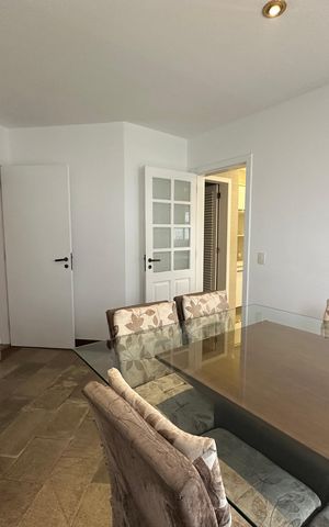 Apartamento para alugar com 500m², 4 quartos e 4 vagas Apartamento para alugar com 500m², 4 quartos e 4 vagasSala de Jantar