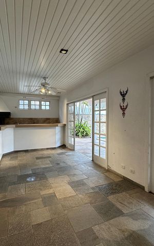 Apartamento para alugar com 500m², 4 quartos e 4 vagas Apartamento para alugar com 500m², 4 quartos e 4 vagasChurrasqueira