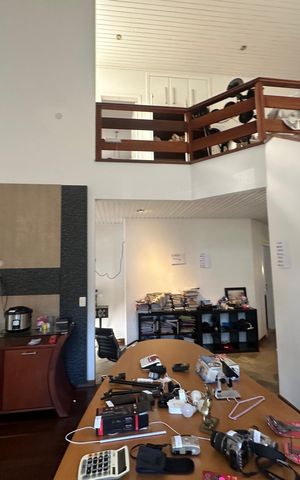 Casa de condomínio para alugar com 500m², 4 quartos e 4 vagas Casa de condomínio para alugar com 500m², 4 quartos e 4 vagasSala