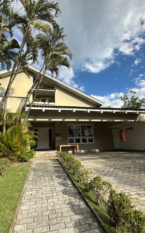 Apartamento para alugar com 500m², 4 quartos e 4 vagas Apartamento para alugar com 500m², 4 quartos e 4 vagasGaragem