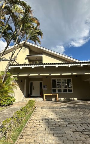 Apartamento para alugar com 500m², 4 quartos e 4 vagas Apartamento para alugar com 500m², 4 quartos e 4 vagasFachada
