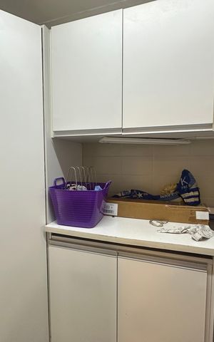 Casa de condomínio para alugar com 500m², 4 quartos e 4 vagas Casa de condomínio para alugar com 500m², 4 quartos e 4 vagasÁrea de Serviço
