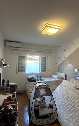 Casa de condomínio para alugar com 500m², 4 quartos e 4 vagas Casa de condomínio para alugar com 500m², 4 quartos e 4 vagasQuarto 2