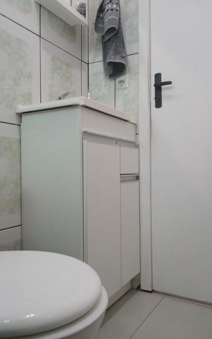 Casa à venda com 74m², 2 quartos e 1 vagaBanheiro
