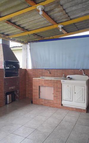 Casa à venda com 74m², 2 quartos e 1 vagaVaranda