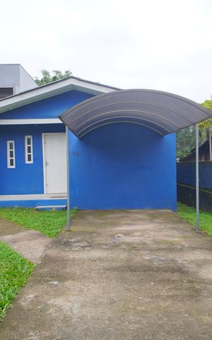 Casa à venda com 74m², 2 quartos e 1 vagaÁrea externa