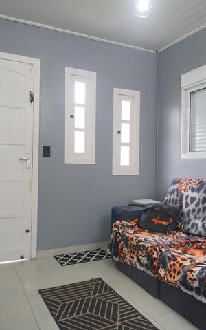Casa à venda com 74m², 2 quartos e 1 vagasala