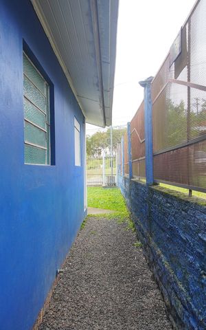 Casa à venda com 74m², 2 quartos e 1 vagacorredor