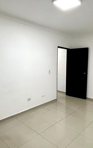 Casa à venda com 220m², 3 quartos e 4 vagas Casa à venda com 220m², 3 quartos e 4 vagasQuarto 1