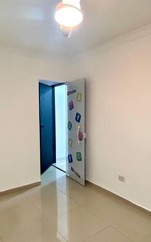 Casa à venda com 220m², 3 quartos e 4 vagas Casa à venda com 220m², 3 quartos e 4 vagasQuarto 2