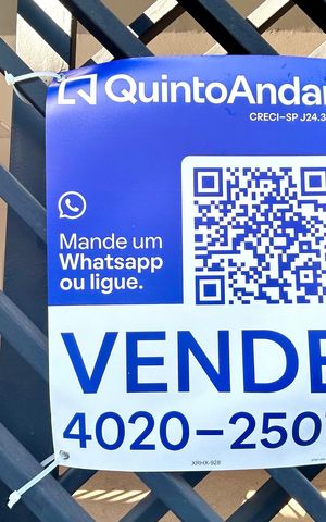 Casa à venda com 220m², 3 quartos e 4 vagas Casa à venda com 220m², 3 quartos e 4 vagasPlaca Aproximada