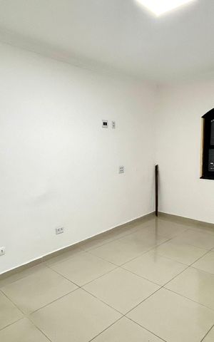 Casa à venda com 220m², 3 quartos e 4 vagas Casa à venda com 220m², 3 quartos e 4 vagasQuarto 1