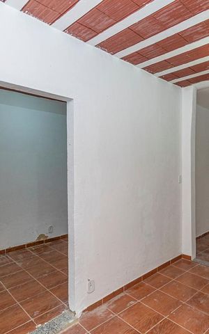 Casa à venda com 35m², 1 quarto e sem vagaSala