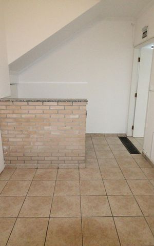 Casa para alugar com 90m², 1 quarto e 2 vagasCozinha