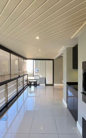Apartamento para alugar com 171m², 3 quartos e 2 vagas Apartamento para alugar com 171m², 3 quartos e 2 vagasVaranda