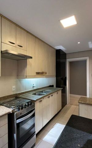 Apartamento para alugar com 171m², 3 quartos e 2 vagas Apartamento para alugar com 171m², 3 quartos e 2 vagasCozinha