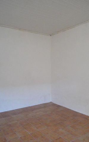 Casa para alugar com 60m², 1 quarto e 1 vagaQuarto