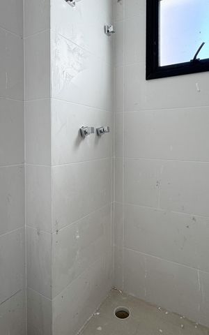Apartamento à venda com 67m², 2 quartos e 1 vaga Apartamento à venda com 67m², 2 quartos e 1 vagaBanheiro Social